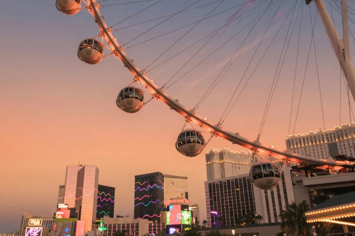 High Roller Happy Half Hour @ The LINQ